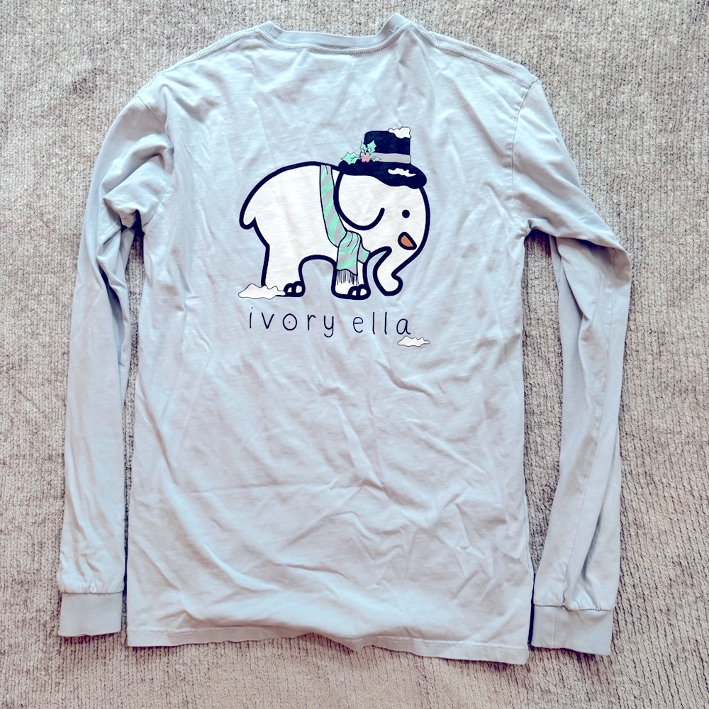 Ivory Ella‎ Long Sleeve Pocket Tee Ice Blue Gray Holiday Elephant Graphic Size M